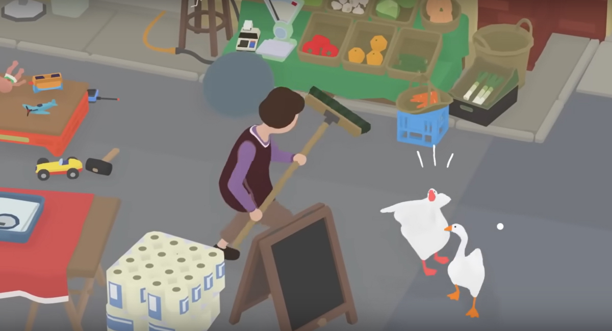 Dos gansos vacilan a una señora en Untitled Goose Game